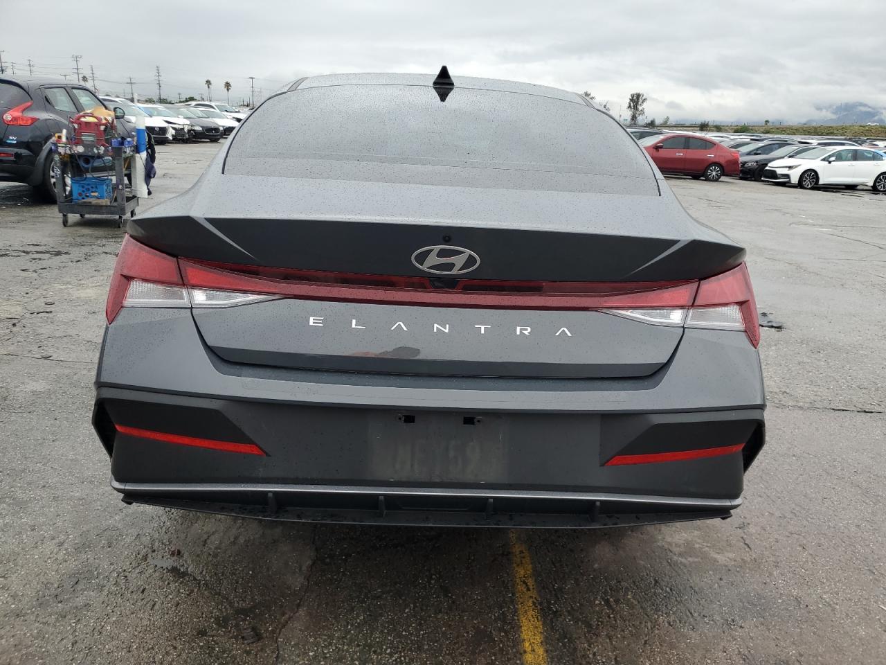 Hyundai ELANTRA Se Image 7