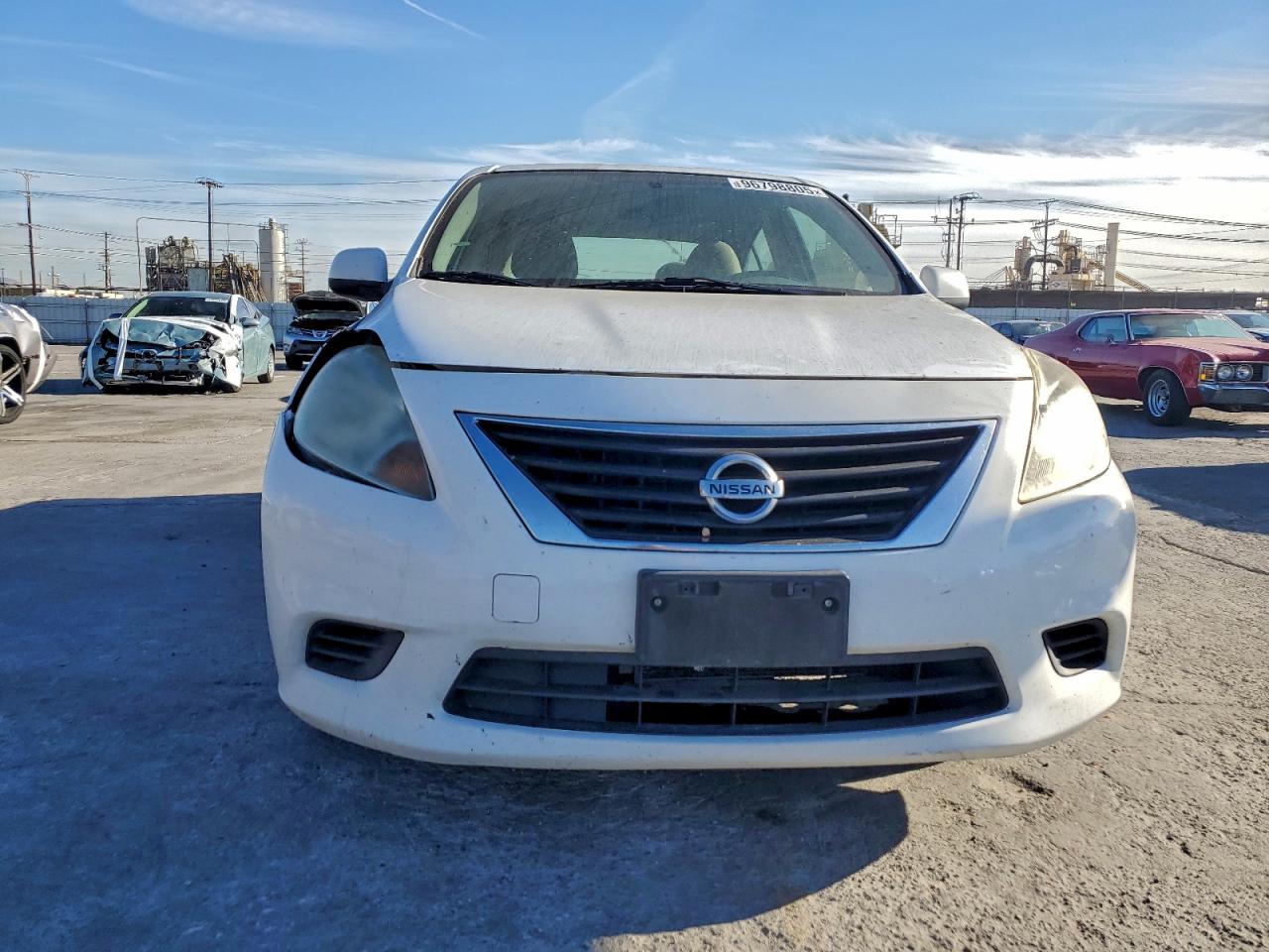 Nissan Versa S Image 3