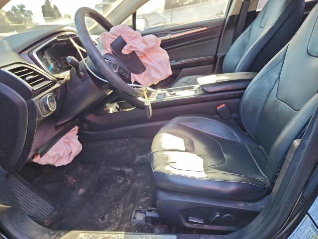 Ford Fusion Titanium Image 11