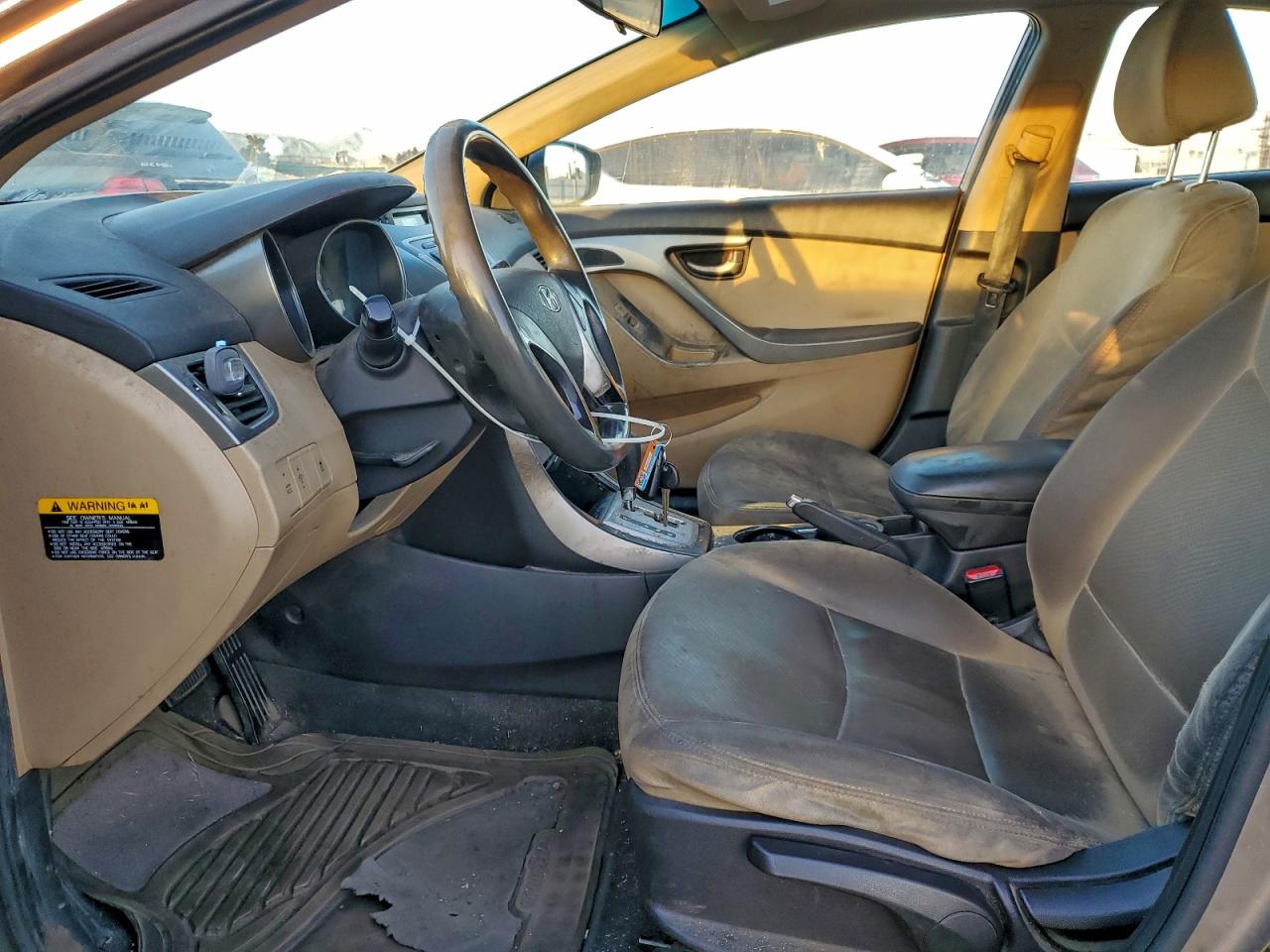 Hyundai ELANTRA Gls Image 9