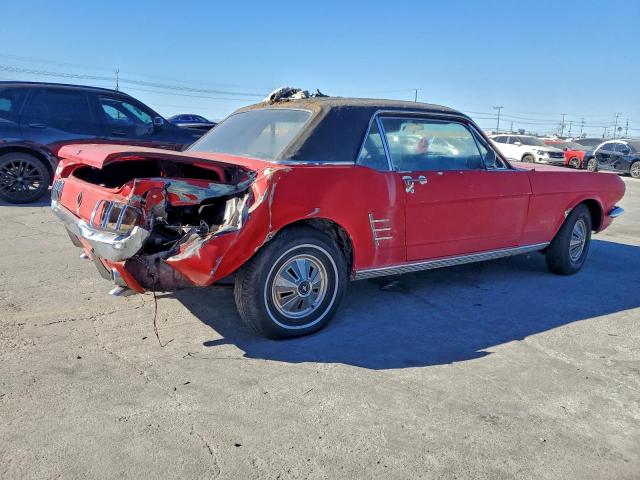 Ford Mustang Image 12