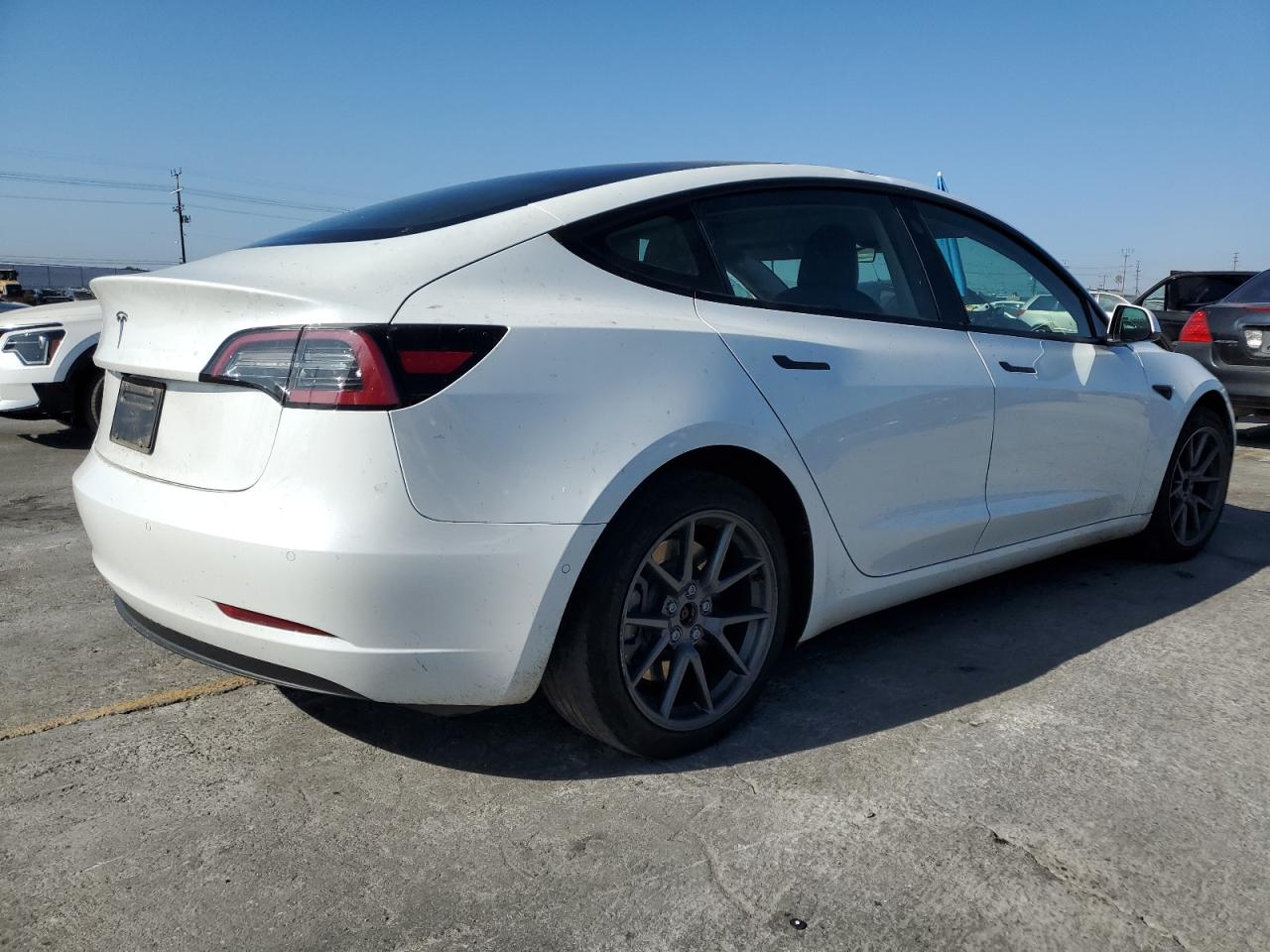 Tesla Model 3 Image 2