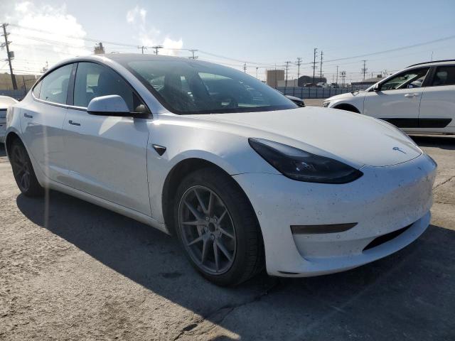 Tesla Model 3 Image 4
