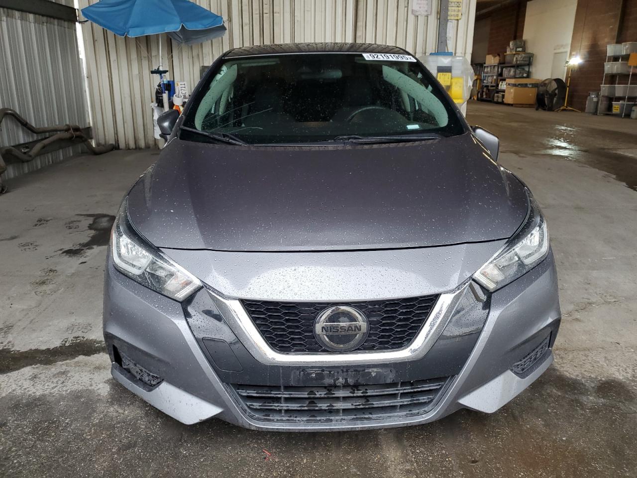 Nissan Versa Sv Image 4