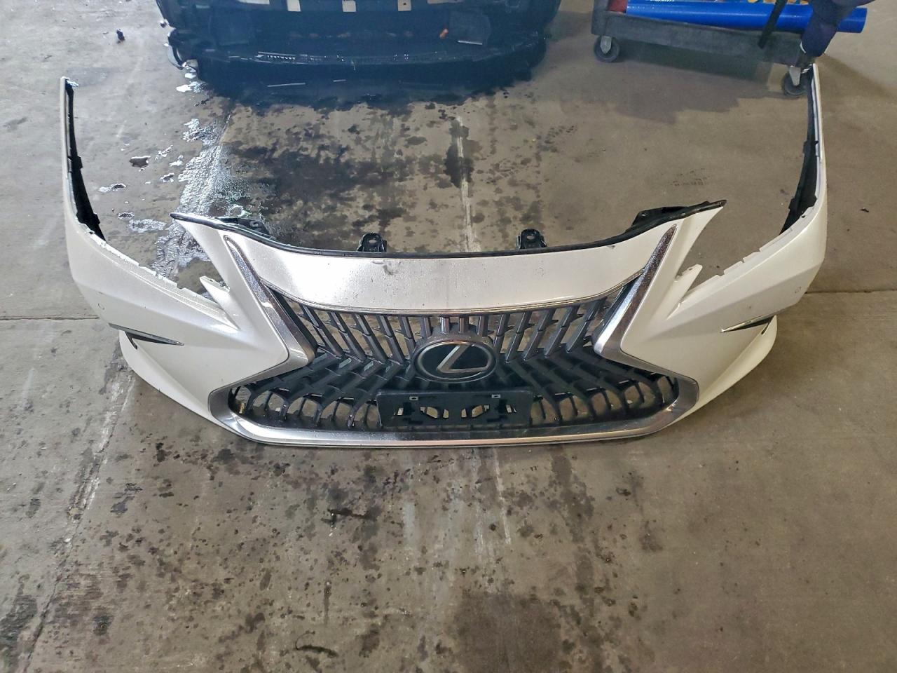 Lexus Es 350 Base Image 7