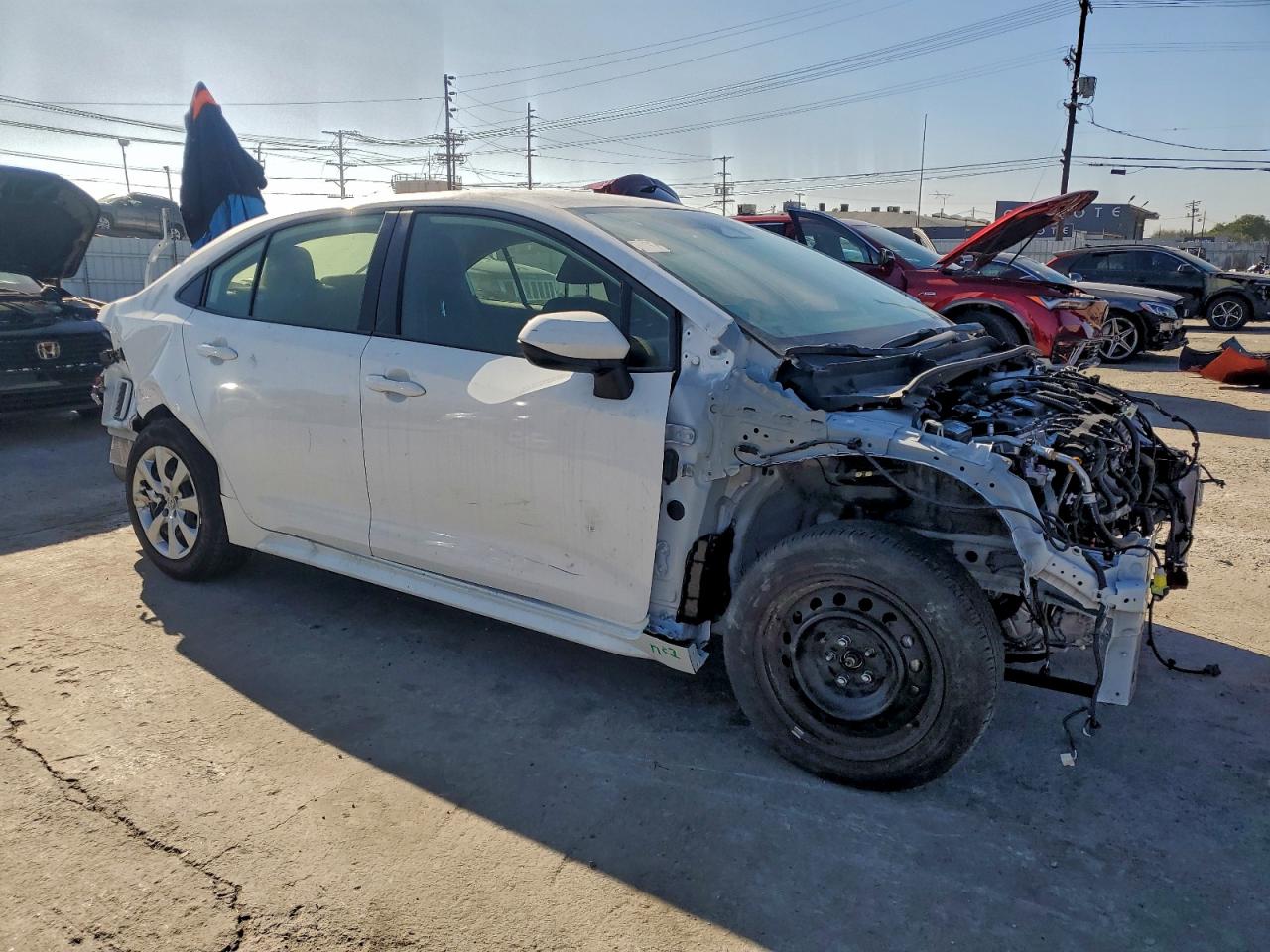 Toyota Corolla Le Image 2