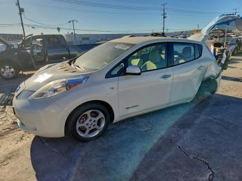  Salvage Nissan LEAF