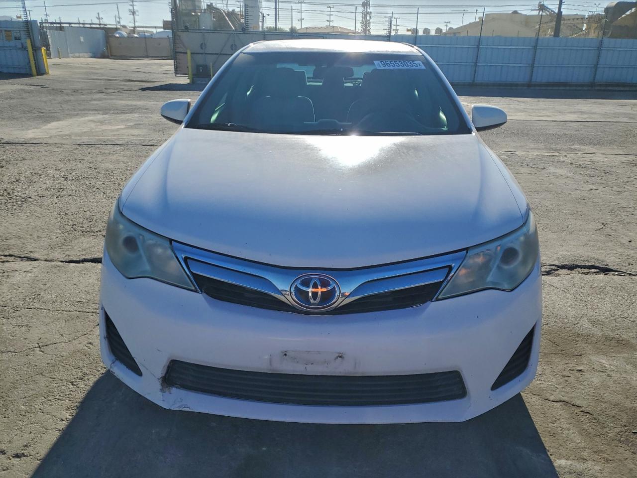 Toyota Camry Hybrid Image 4