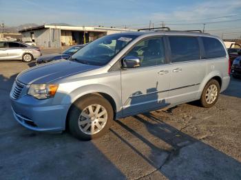  Salvage Chrysler Town & Country