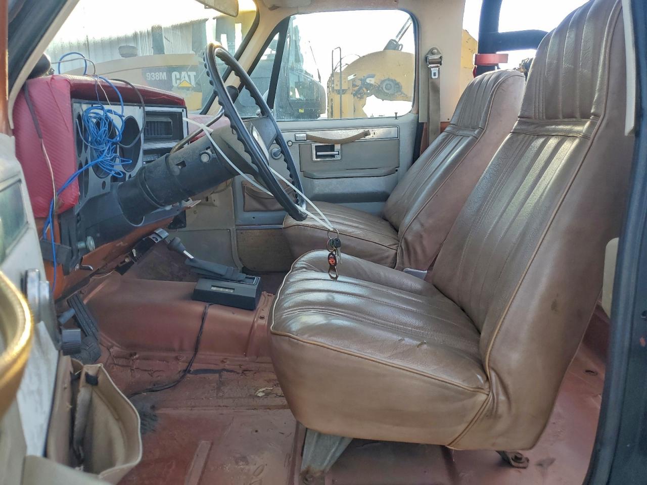 Chevrolet Ck Series Image 4