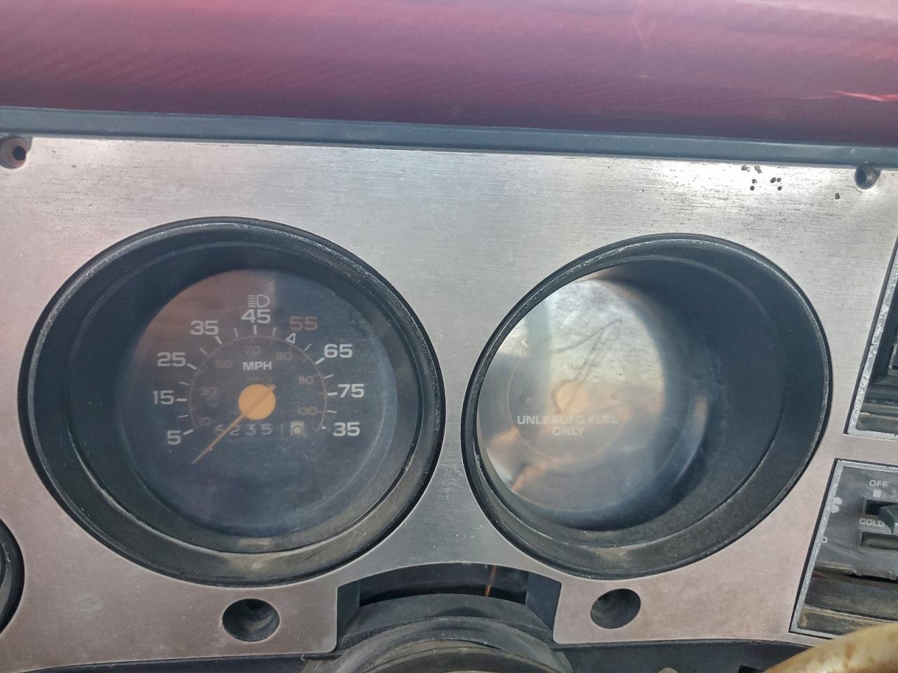 Chevrolet Ck Series Image 5