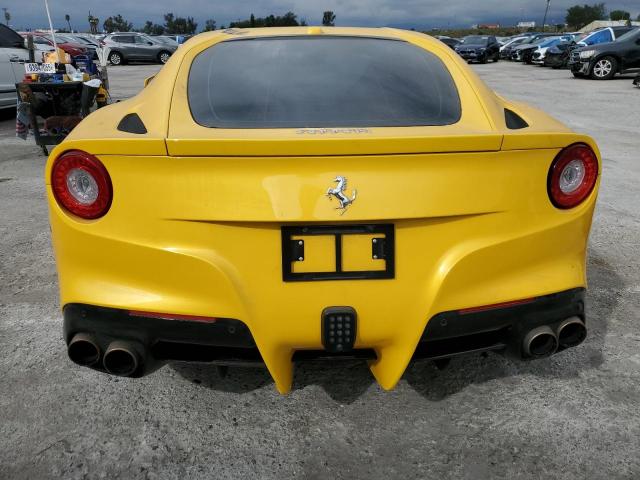 Ferrari F12 Image 13