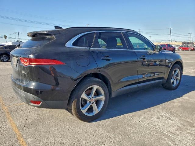 Jaguar F-PACE Premium Image 2