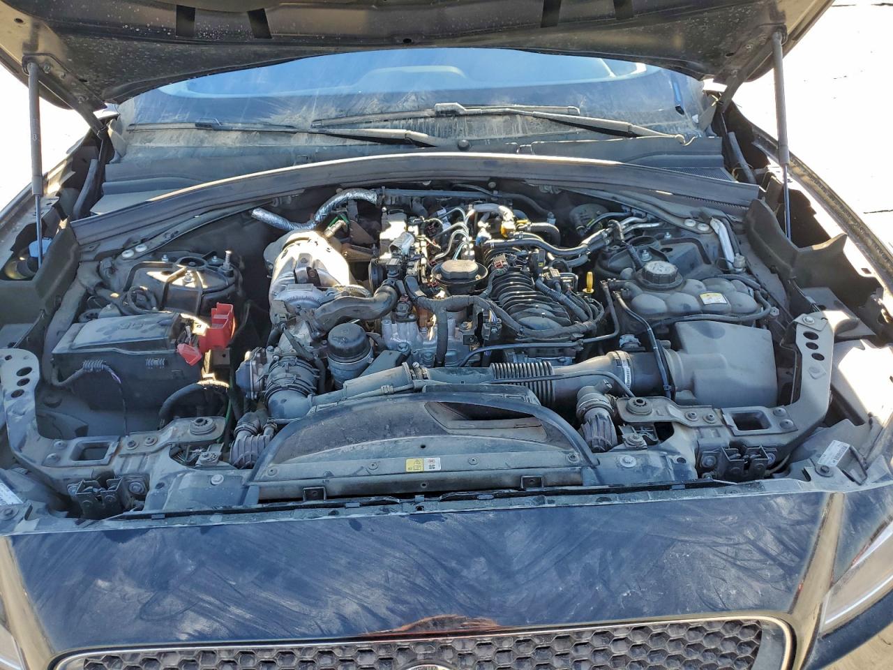 Jaguar F-PACE Premium Image 9