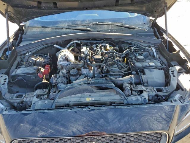 Jaguar F-PACE Premium Image 9