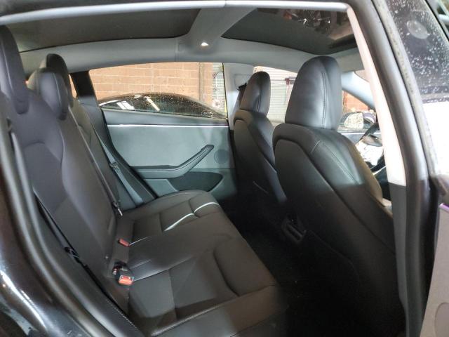 Tesla Model 3 Image 12