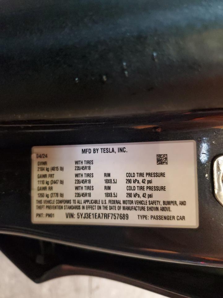 Tesla Model 3 Image 10