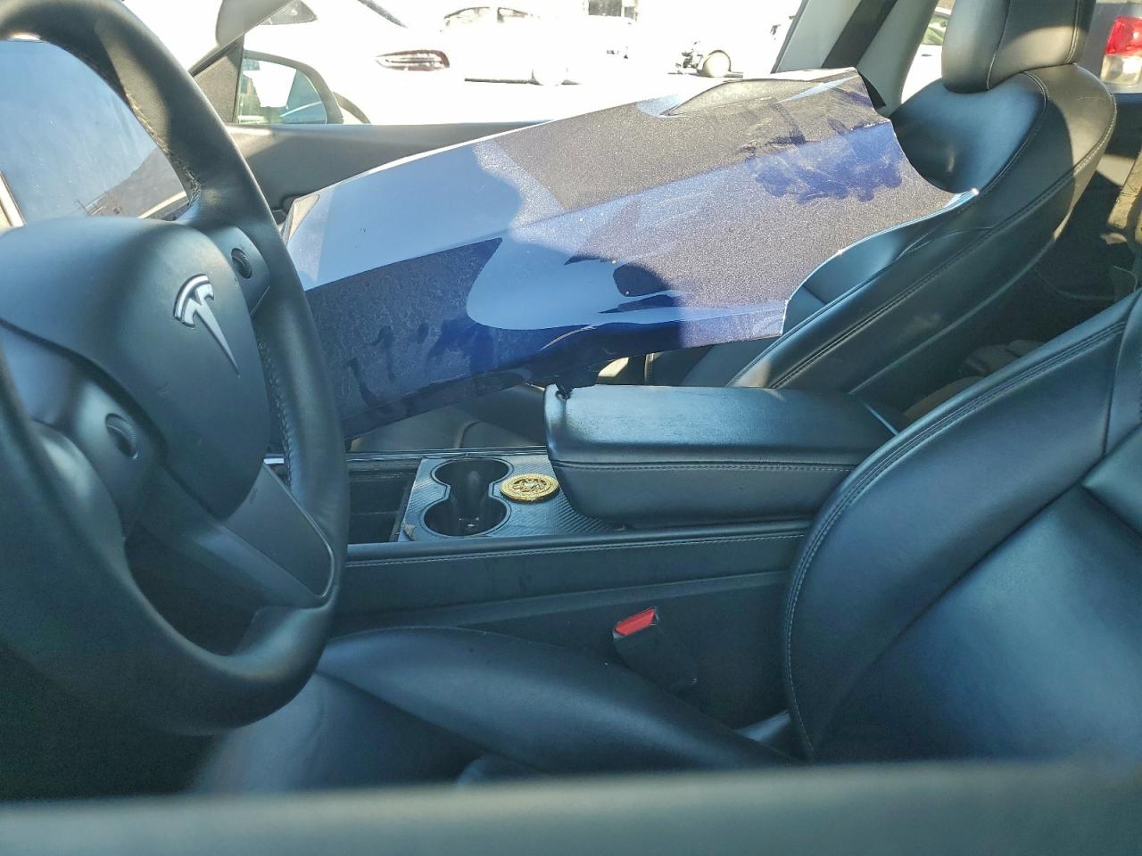 Tesla Model Y Image 11