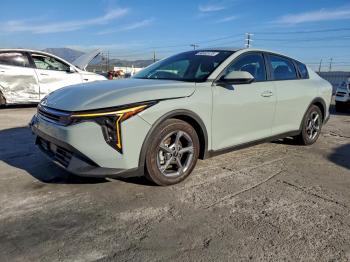  Salvage Kia K4 Lx