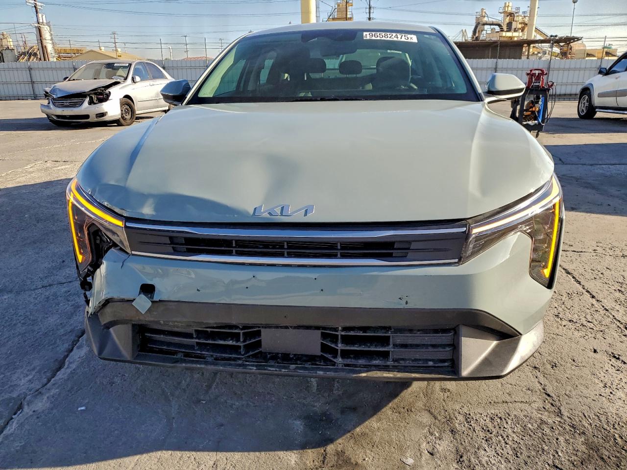 Kia K4 Lx Lx Image 4