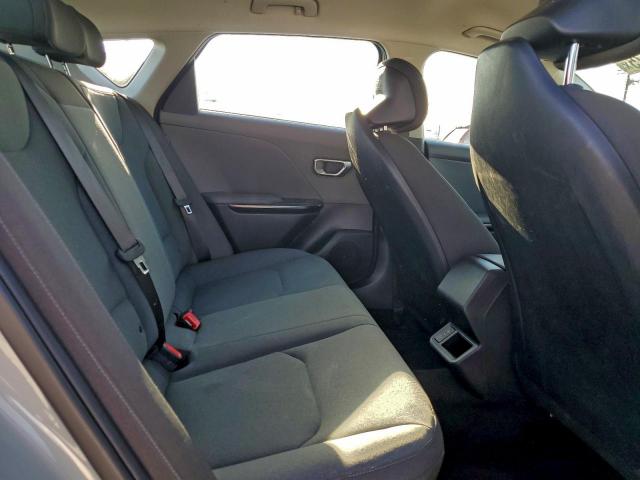 Kia K4 Lx Lx Image 12