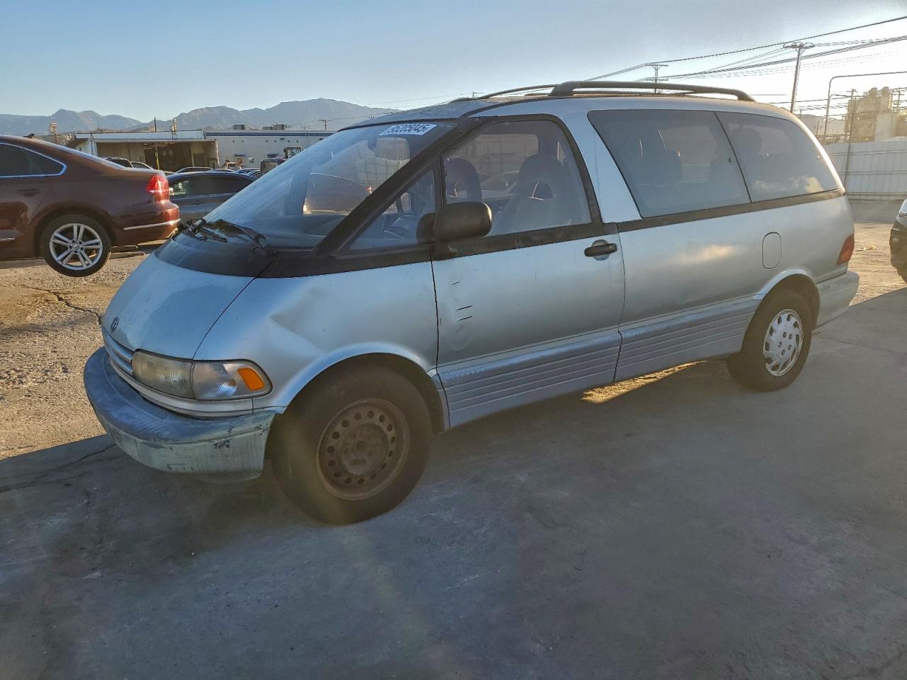 Toyota Previa Le Image 1