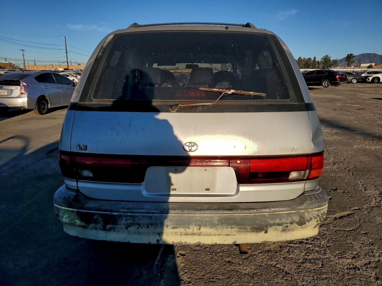 Toyota Previa Le Image 7