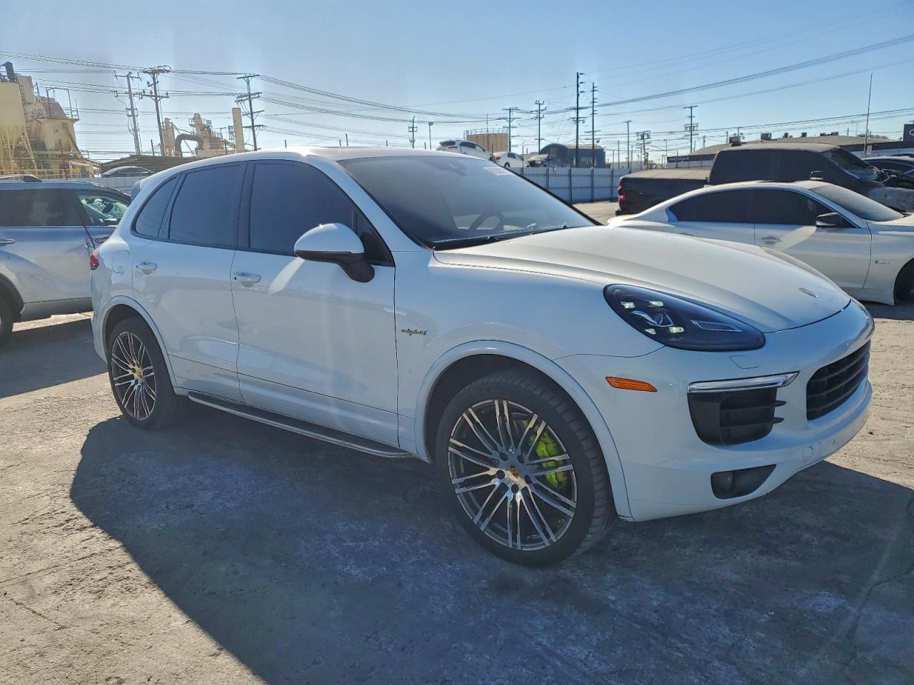 Porsche Cayenne Se Hybrid Platinum Image 10