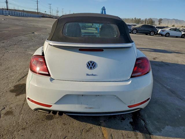 Volkswagen Beetle S Image 7