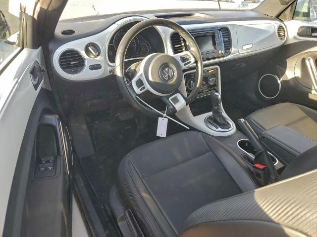 Volkswagen Beetle S Image 8