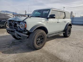  Salvage Ford Bronco