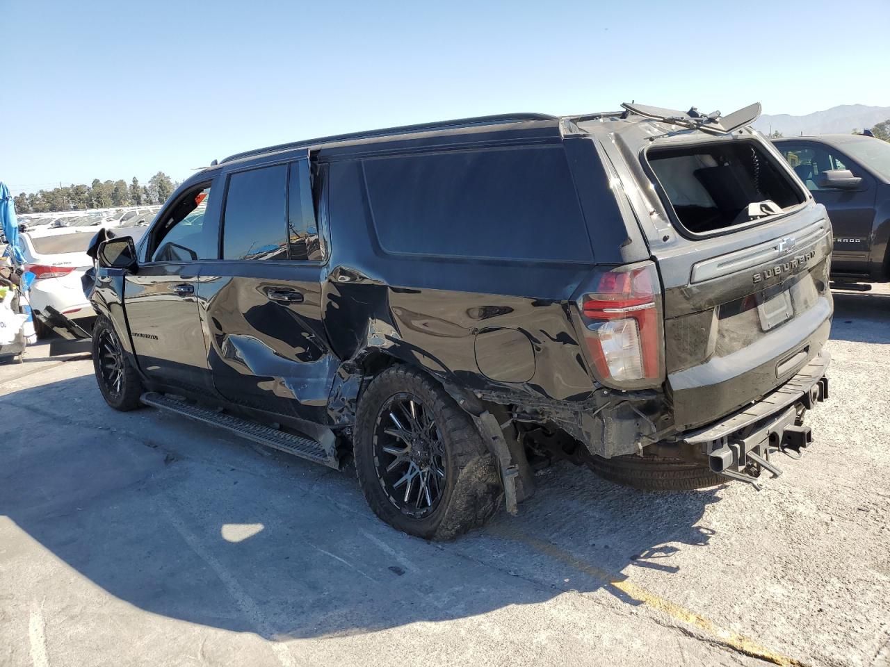 Chevrolet Suburban K1500 Z71 Image 3