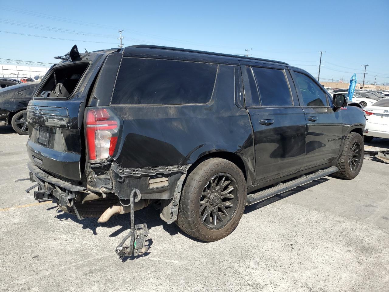 Chevrolet Suburban K1500 Z71 Image 14