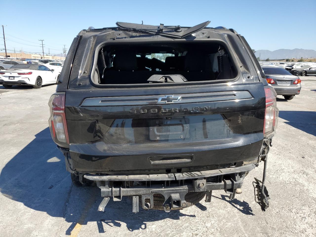 Chevrolet Suburban K1500 Z71 Image 9