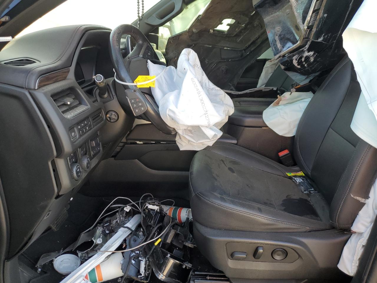 Chevrolet Suburban K1500 Z71 Image 11