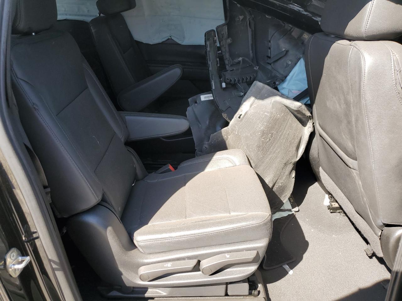 Chevrolet Suburban K1500 Z71 Image 5