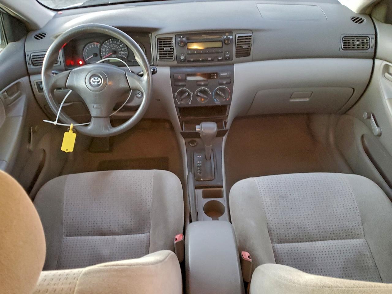 Toyota Corolla Ce Image 8