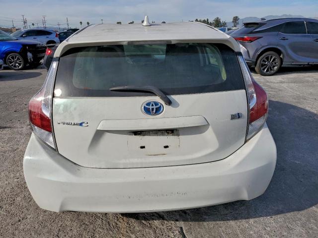 Toyota Prius Image 3