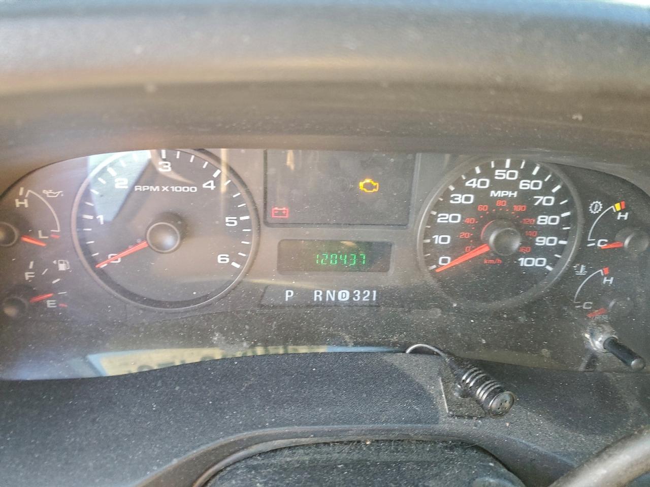 Ford F-250 Super Duty Image 12