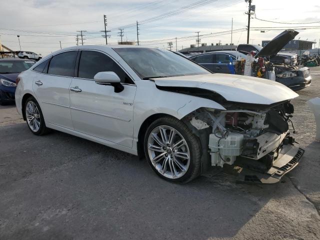 Toyota Avalon Limited Image 4