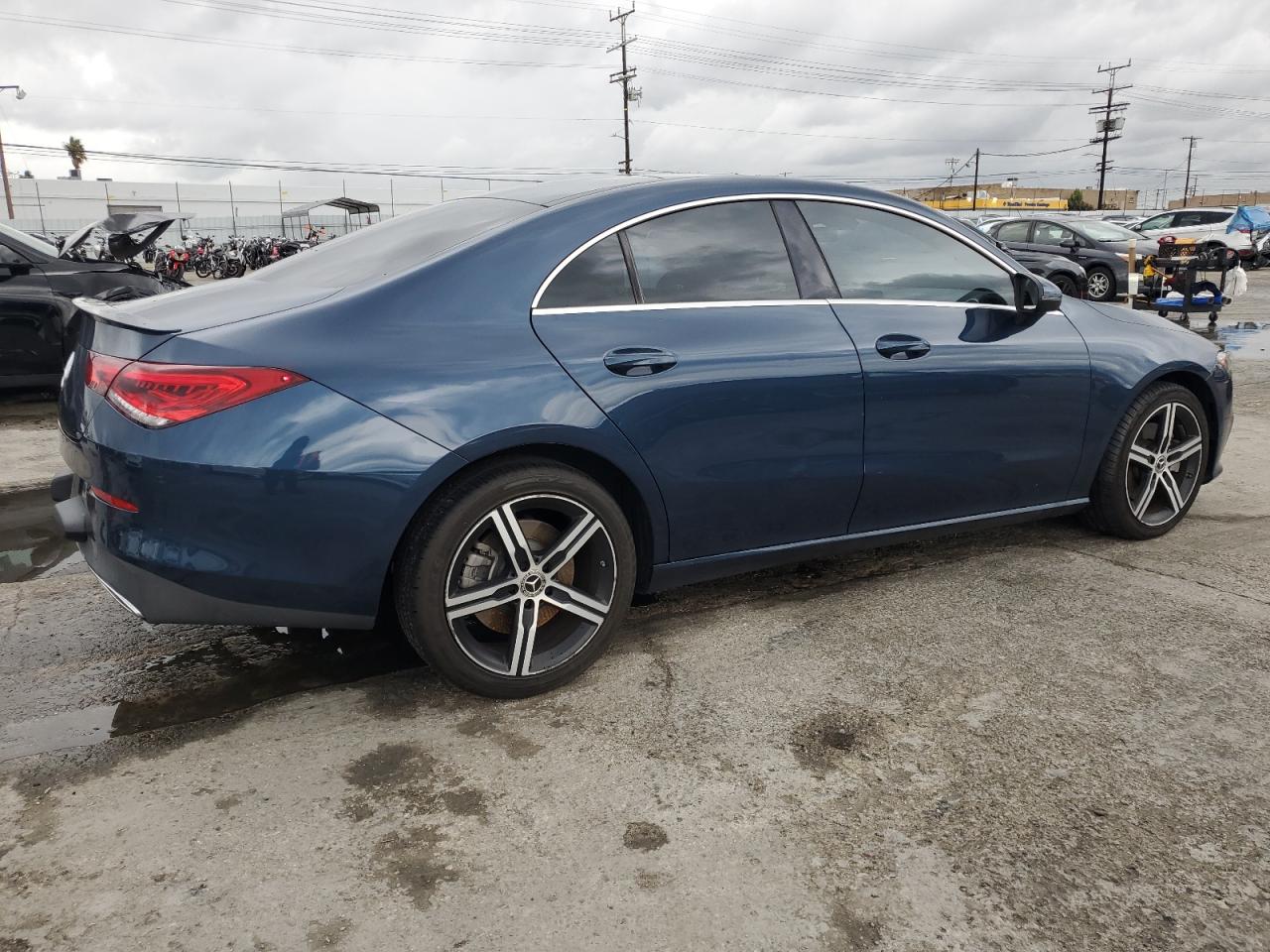 Mercedes-Benz Cla-class 250 Image 12