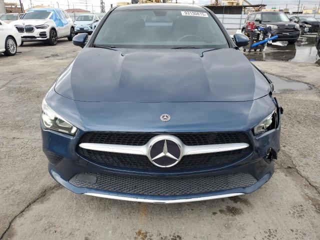 Mercedes-Benz Cla-class 250 Image 9