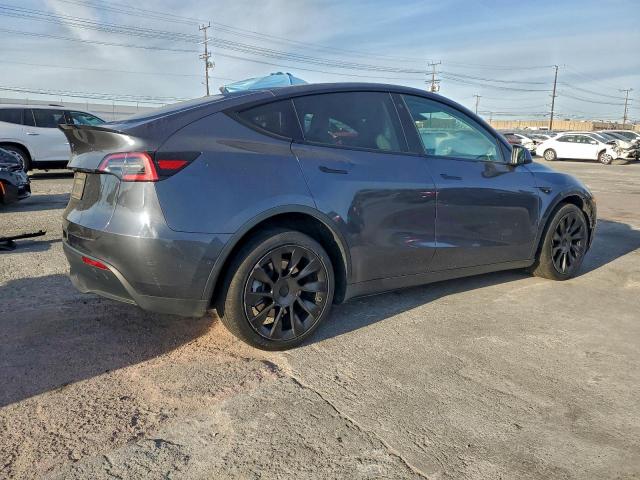 Tesla Model Y Image 4