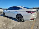 Lexus Es 300h Base Image 9