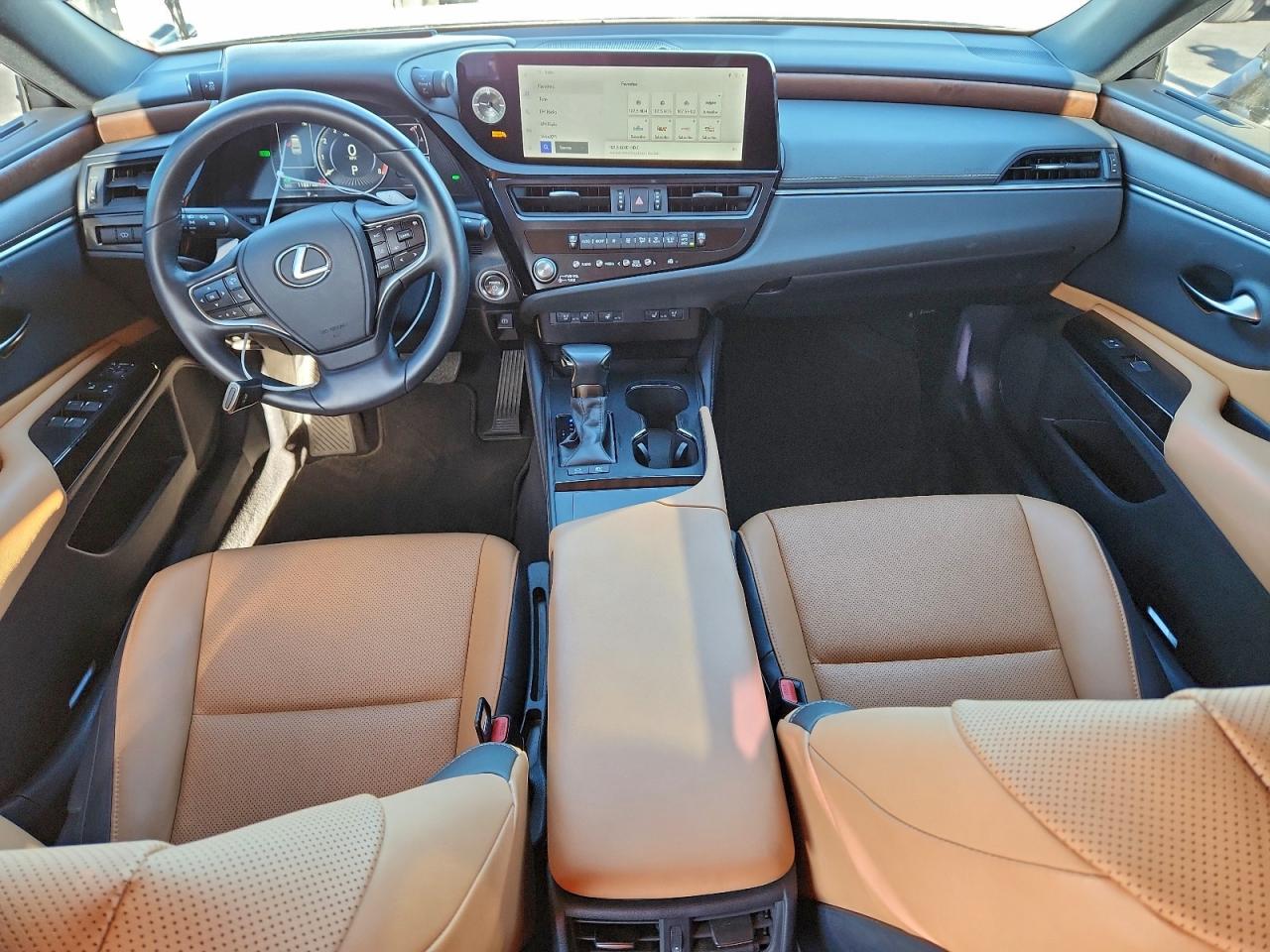 Lexus Es 300h Base Image 3