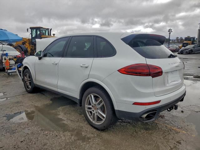 Porsche Cayenne Image 7