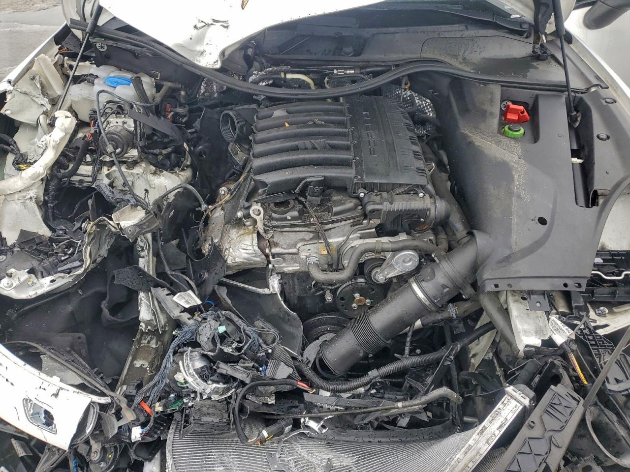 Porsche Cayenne Image 13