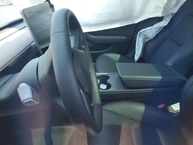 Tesla Model 3 Image 4