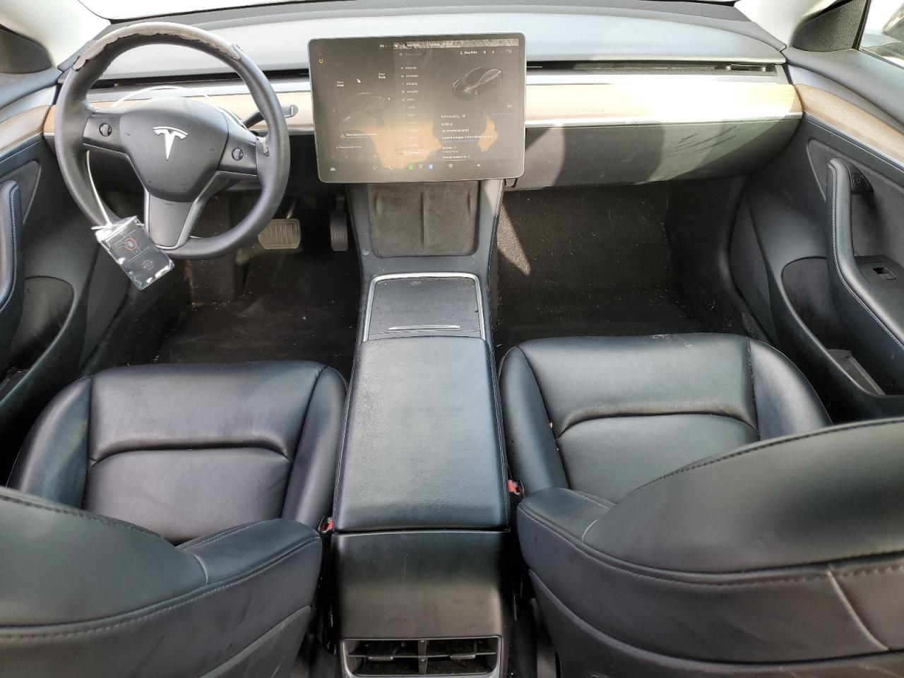 Tesla Model 3 Image 8