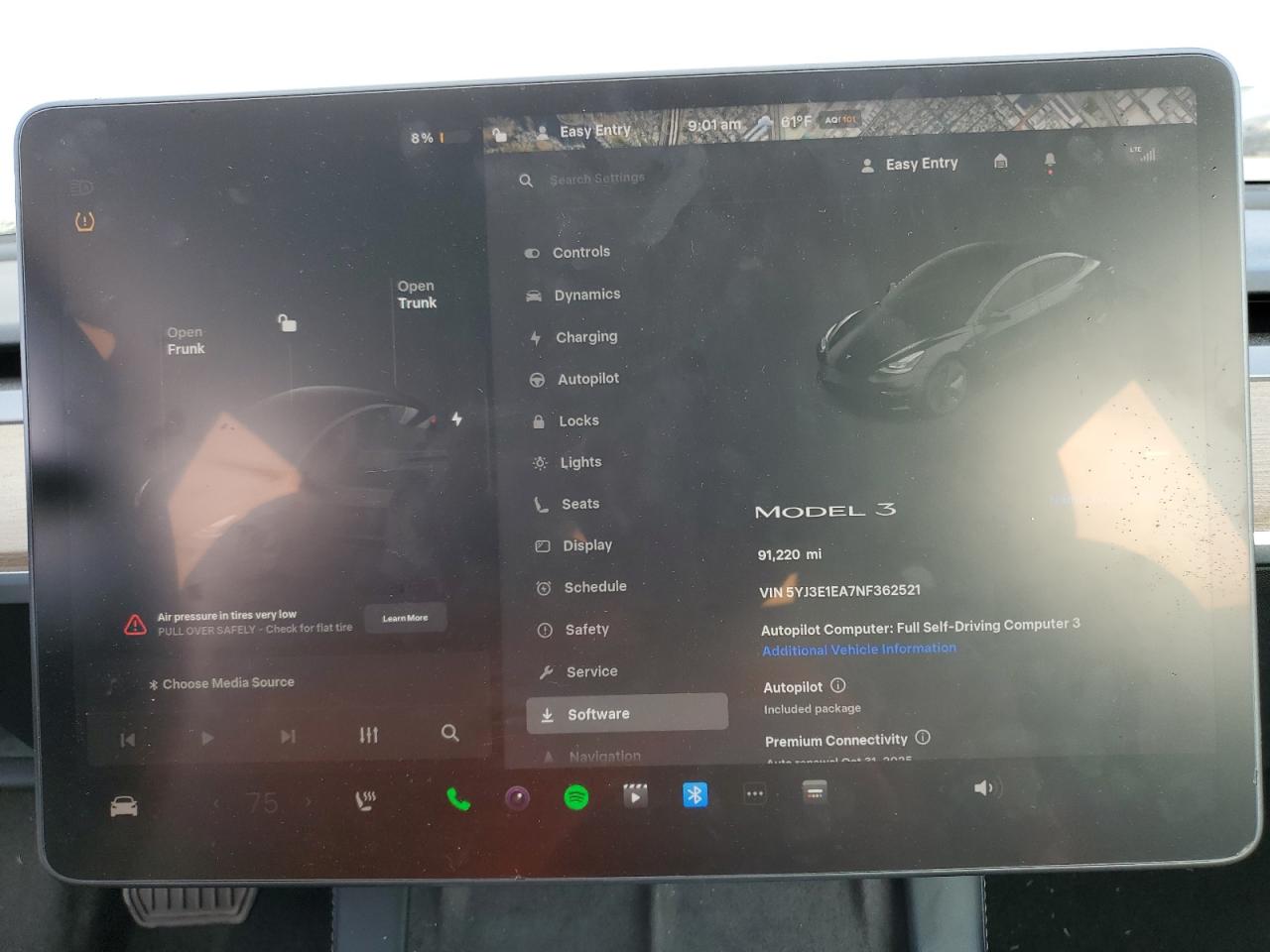 Tesla Model 3 Image 10